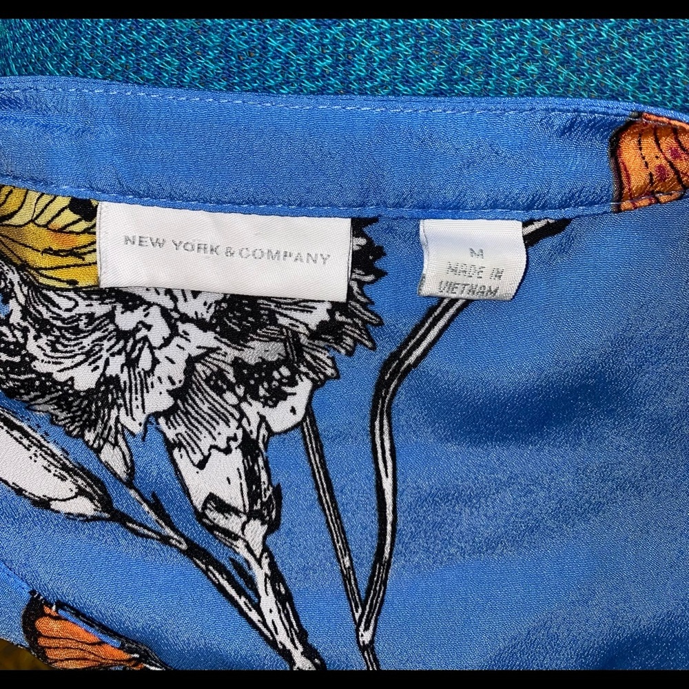 Butterfly blouse - Picture 7 of 7